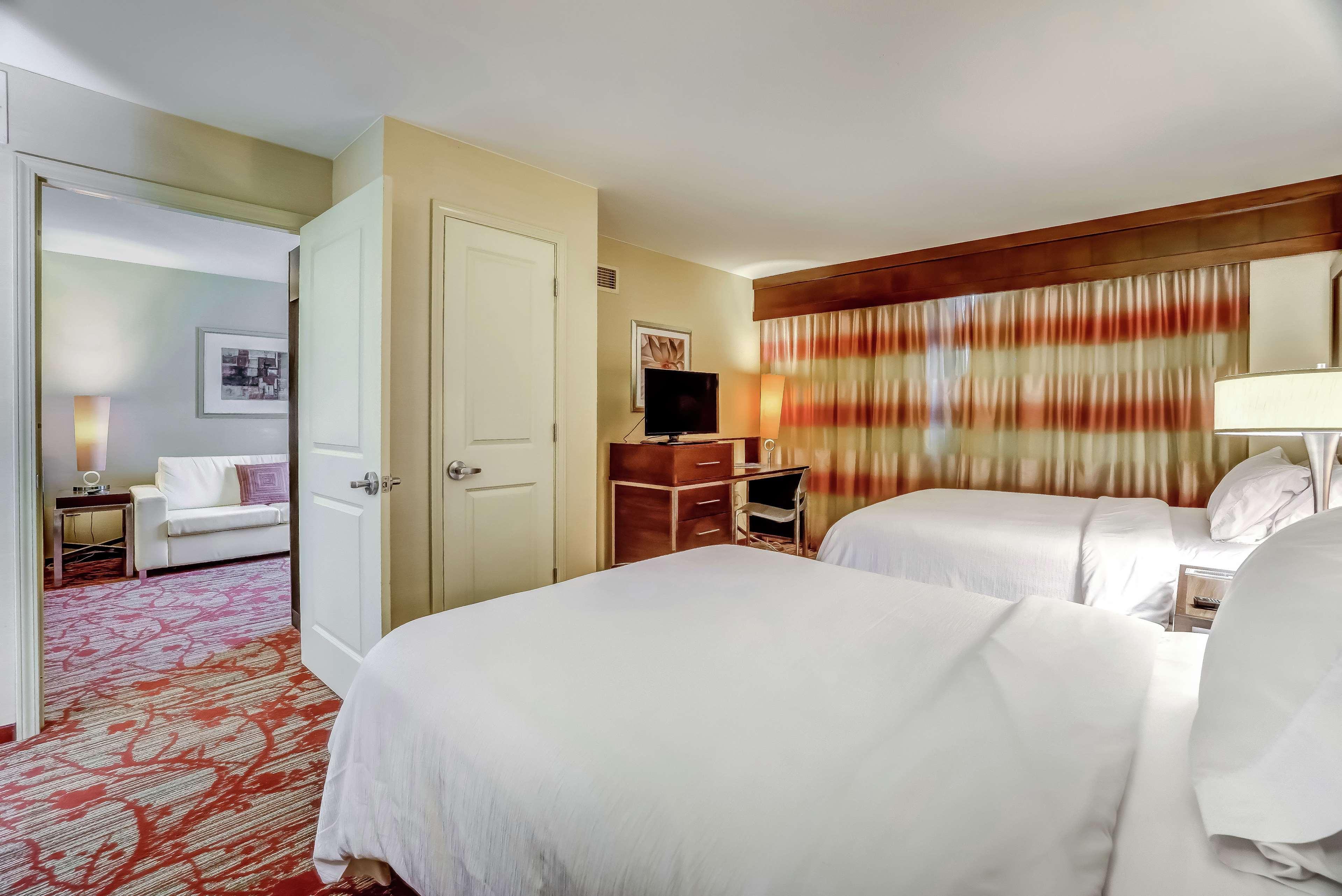 Embassy Suites Atlanta - Kennesaw Town Center Екстер'єр фото