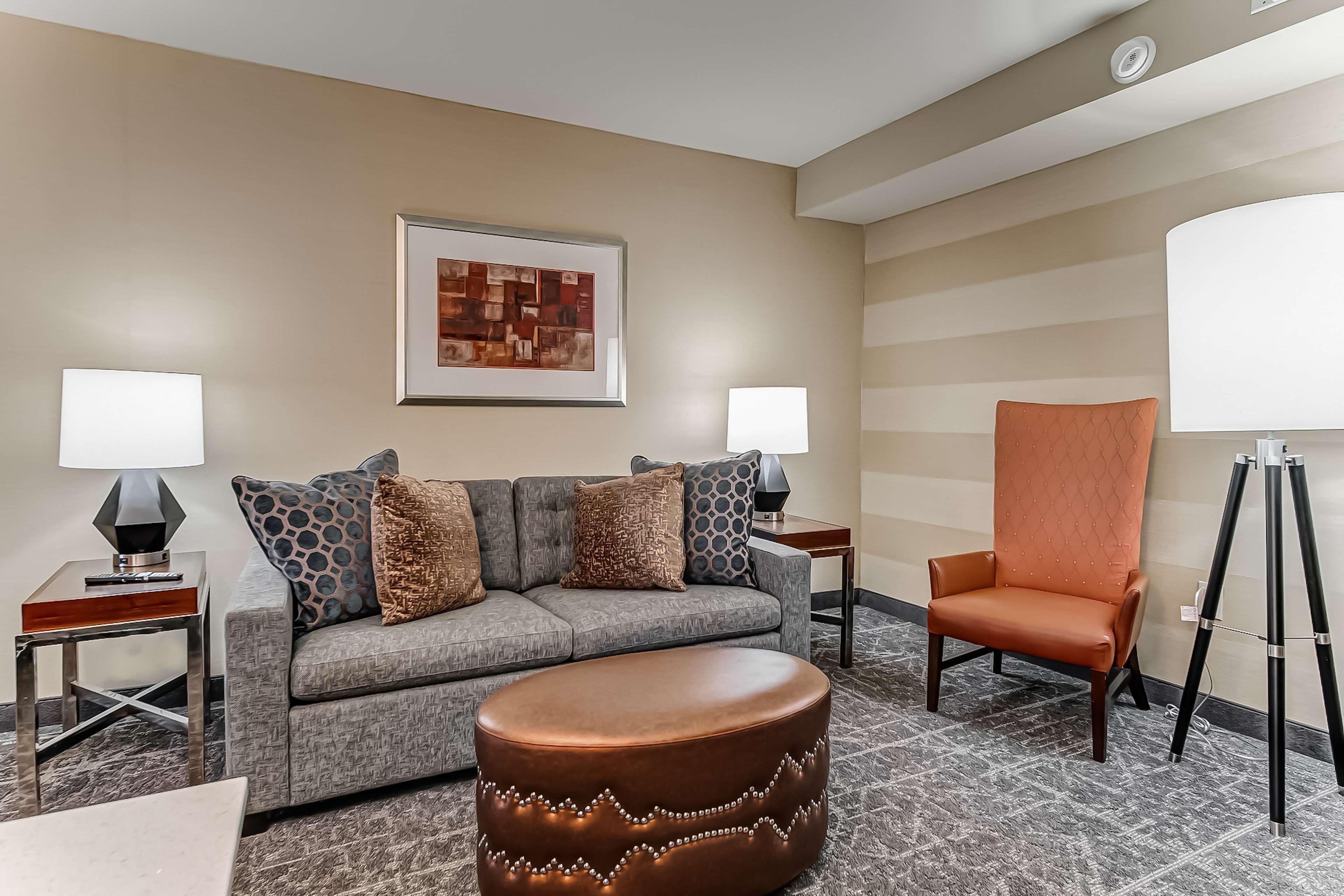 Embassy Suites Atlanta - Kennesaw Town Center Екстер'єр фото