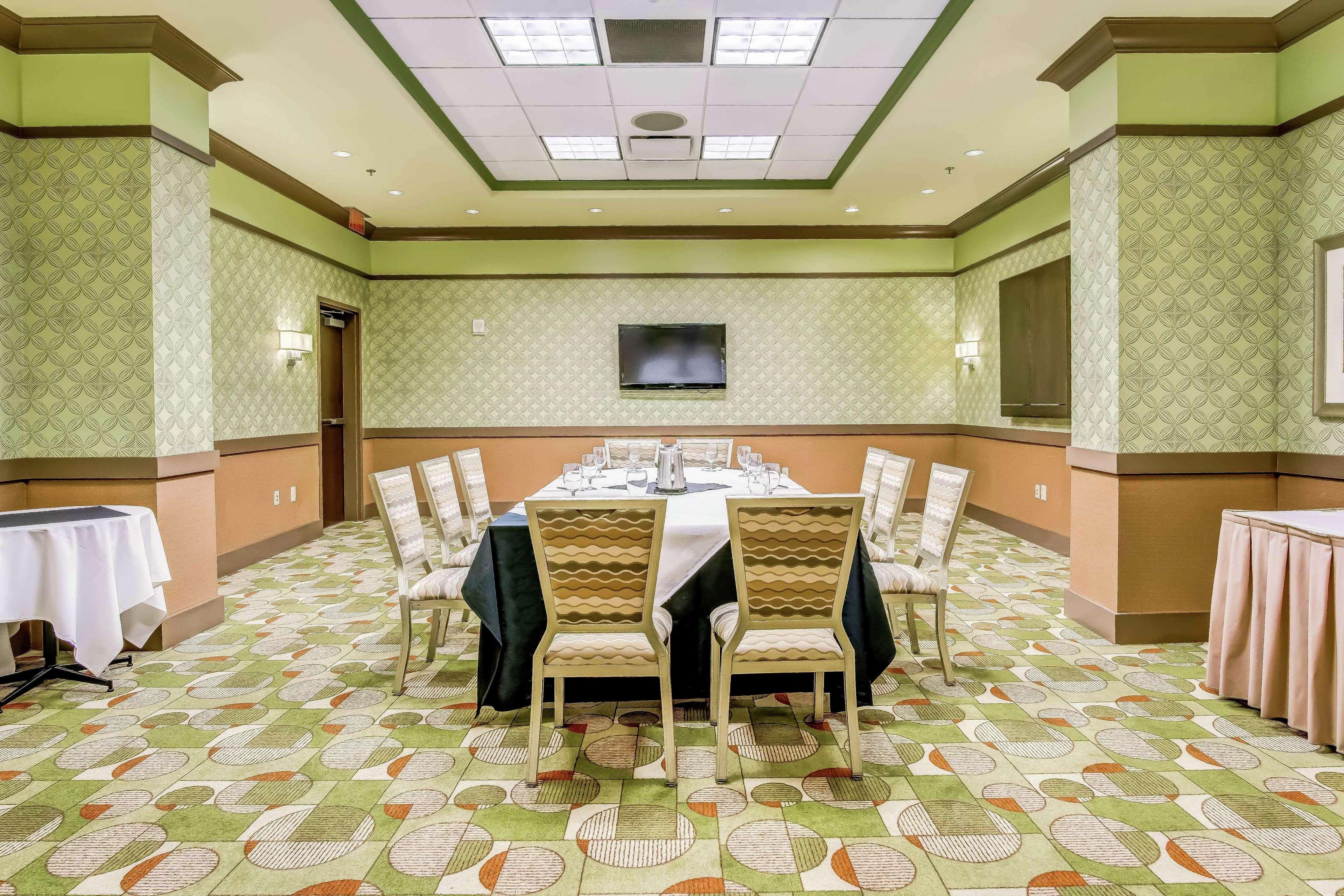 Embassy Suites Atlanta - Kennesaw Town Center Екстер'єр фото