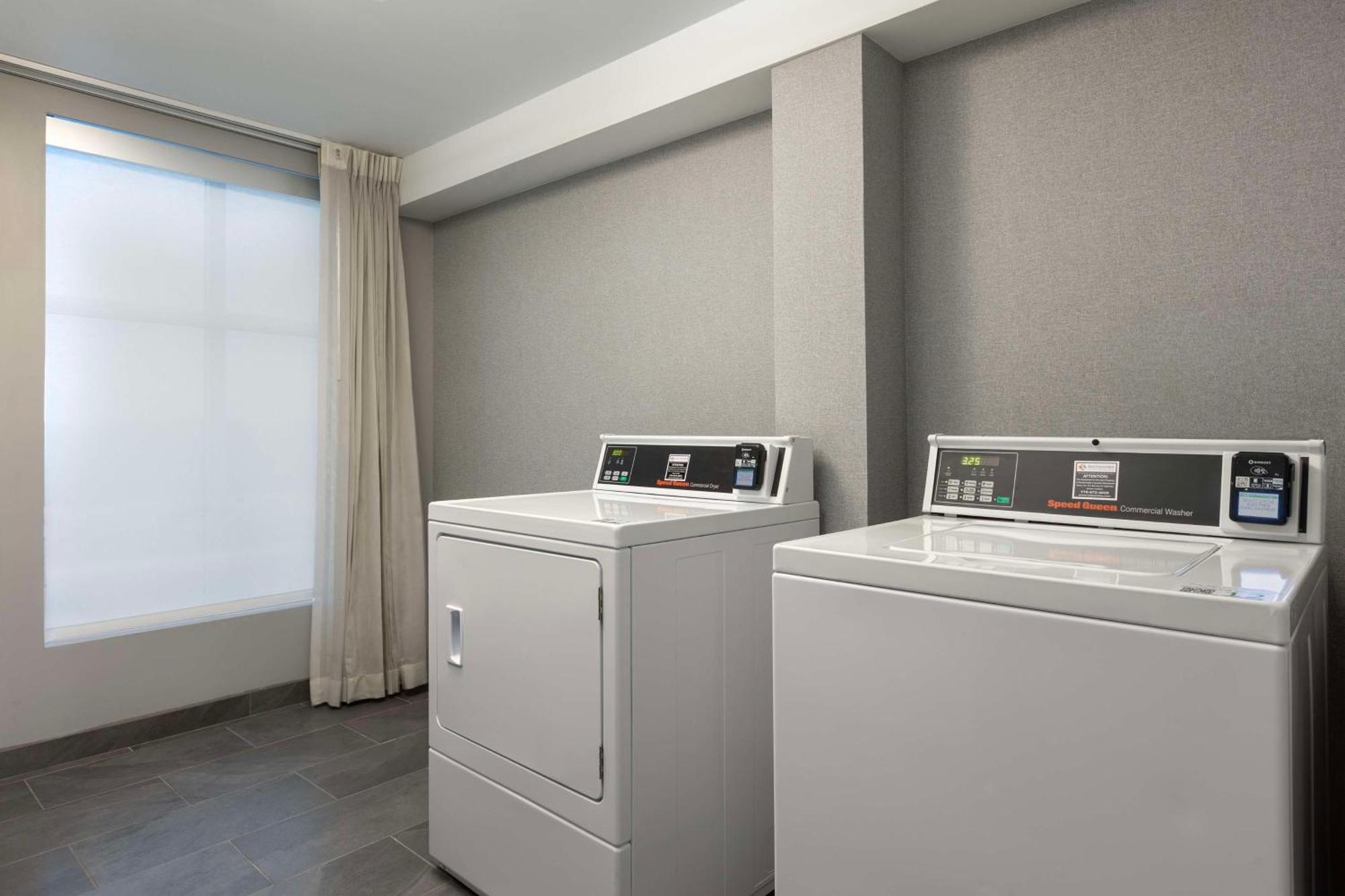 Embassy Suites Atlanta - Kennesaw Town Center Екстер'єр фото