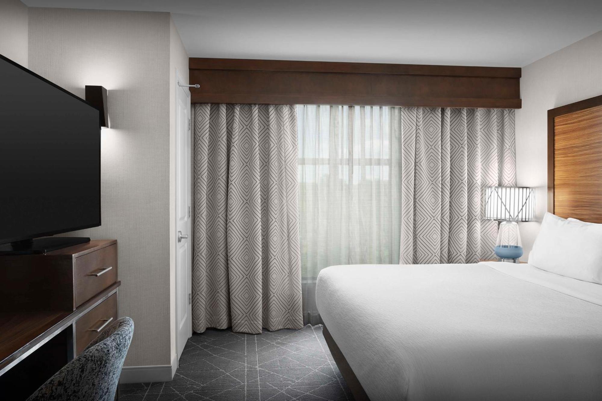 Embassy Suites Atlanta - Kennesaw Town Center Екстер'єр фото